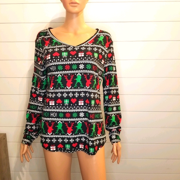No Boundaries Tops - NO Boundaries | Christmas Top